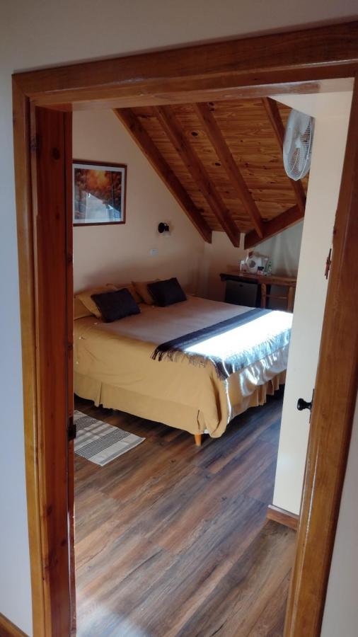 Hotel Y Cabanas Casa De Piedra Trevelín Eksteriør bilde