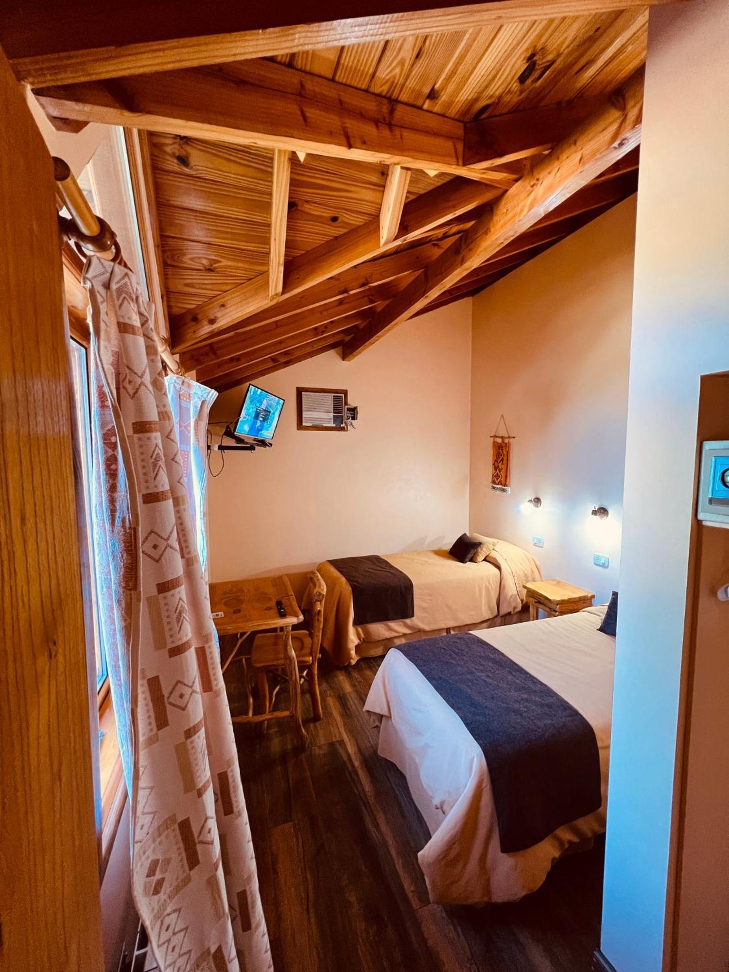 Hotel Y Cabanas Casa De Piedra Trevelín Eksteriør bilde